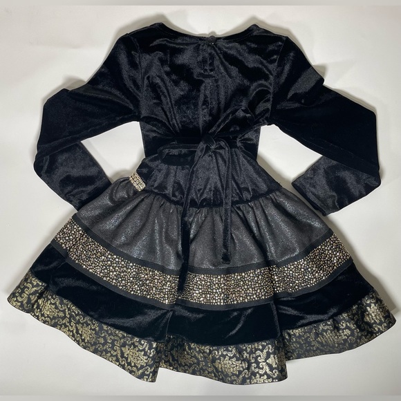 Sweet Heart Rose Black Velvet Dress - Picture 3 of 4